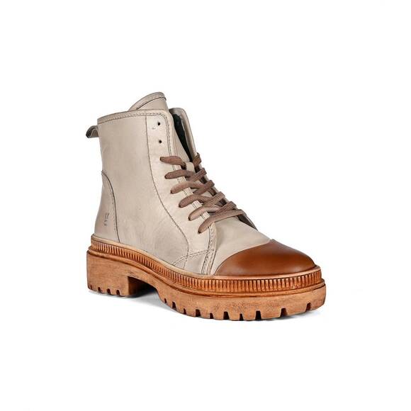 NEW ROAN women's kinship boots in almond bone